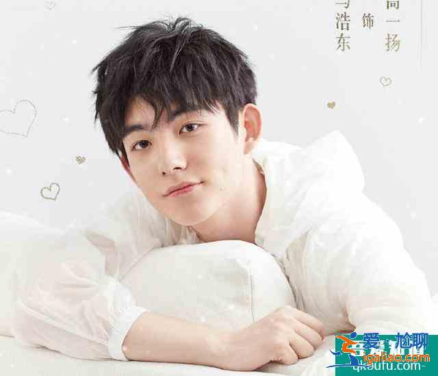 一部不一樣的青春校園爆笑甜寵劇，怪力少女愛上高能冰山醫學霸？