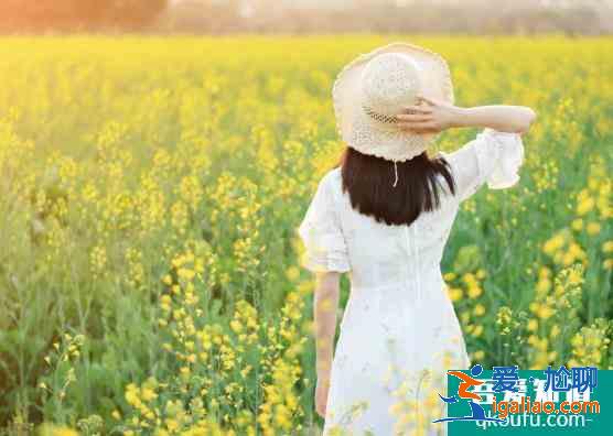 油菜花拍照姿勢(shì)圖片大全 油菜花拍照技巧？