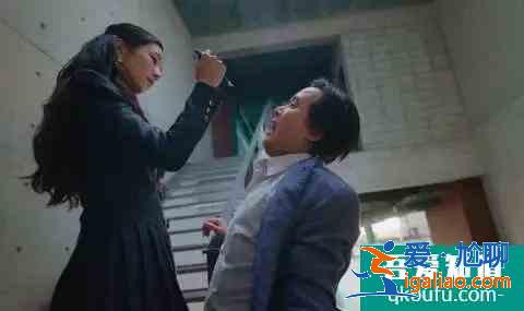 《雖然是精神病但沒關系》，暗黑童話的時尚指南？