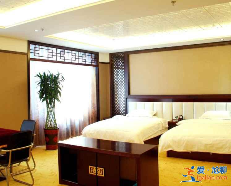 白鹿溫泉住哪好，白鹿溫泉住宿推薦？