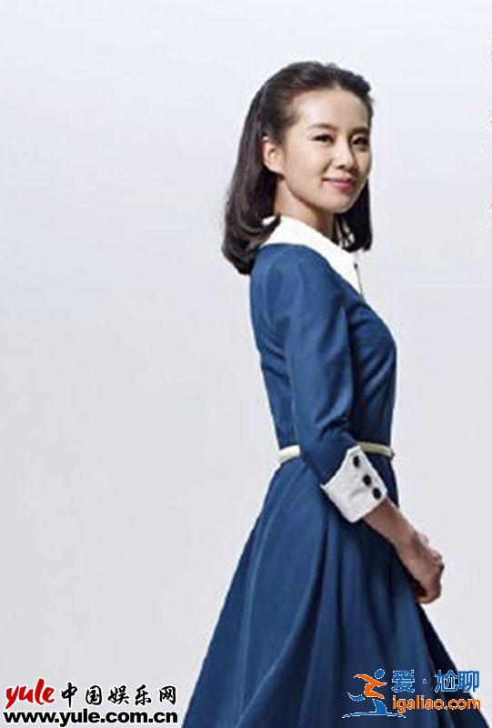 Angelababy練練孫儷劉詩詩開學之際回到民國做學生 Angelababy練練孫儷劉詩詩開學之際回到民國做學生