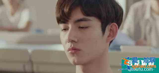 《非處方青春》首播有看點！女主撞臉孫儷，臺詞信息量十足？