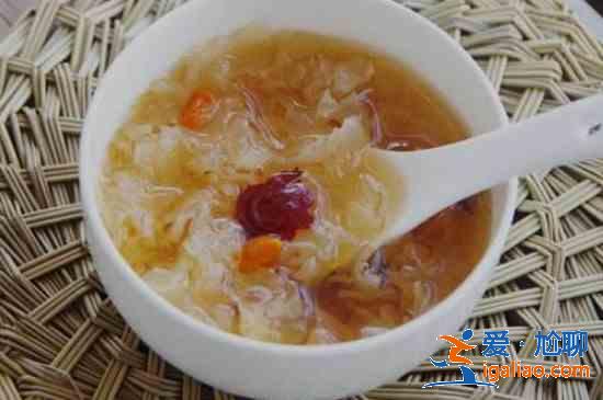 銀耳燉紅棗的做法? 銀耳燉紅棗的做法?