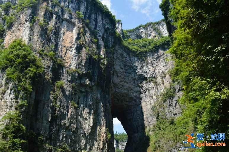 亞洲最大的天生橋群，《變形金剛4》取景地？