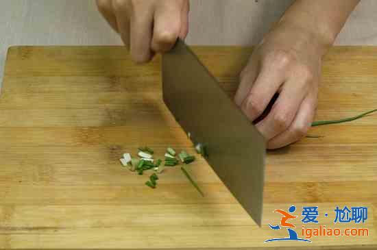 涼拌西蘭花做法？