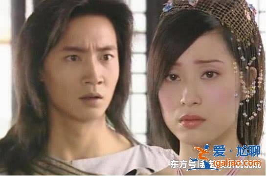 女明星戴珠子誰最美？楊紫真心美，楊冪有靈氣，劉濤像頂吊燈