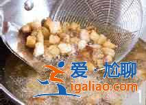 爆炒咸魚黃豆芽怎么做？？