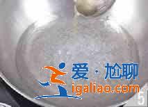 雞蛋炒苦瓜怎么做？？