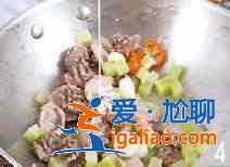 萵筍炒雞胗怎么做?? 萵筍炒雞胗怎么做??