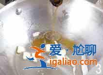 爆炒墨魚仔怎么做？？