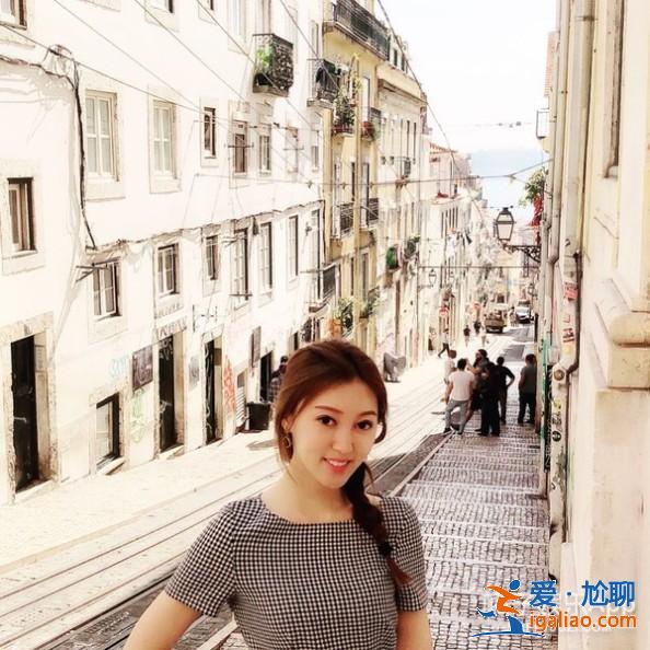 相差40歲的爺孫戀8個月就結束？還出軌200億身家富豪？
