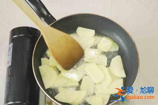 干鍋土豆片的做法？