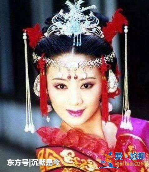 女明星穿起古裝婚紗照,哪位最美最惹人愛呢? 女明星穿起古裝婚紗照,哪位最美最惹人愛呢?