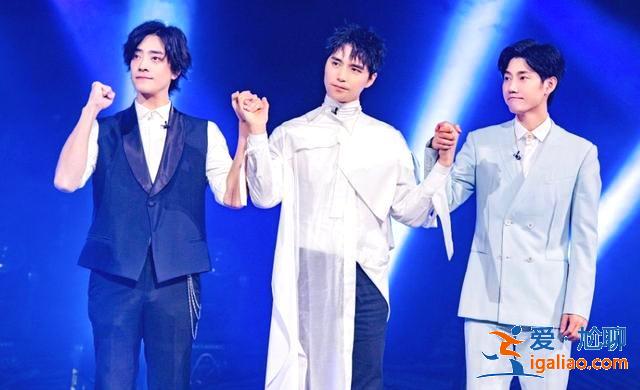 阿云嘎、鄭云龍、蔡程昱哭成淚人,《聲入人心》的終極淚點很辛酸 阿云嘎、鄭云龍、蔡程昱哭成淚人,《聲入人心》的終極淚點很辛酸