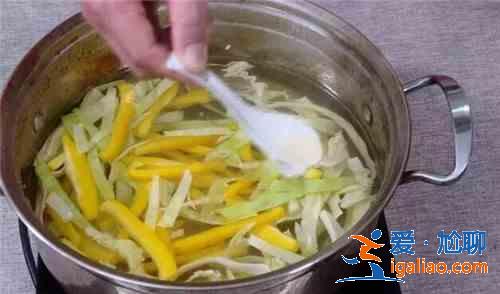 天氣太熱沒胃口 這兩款涼拌菜拌一盤光一盤？