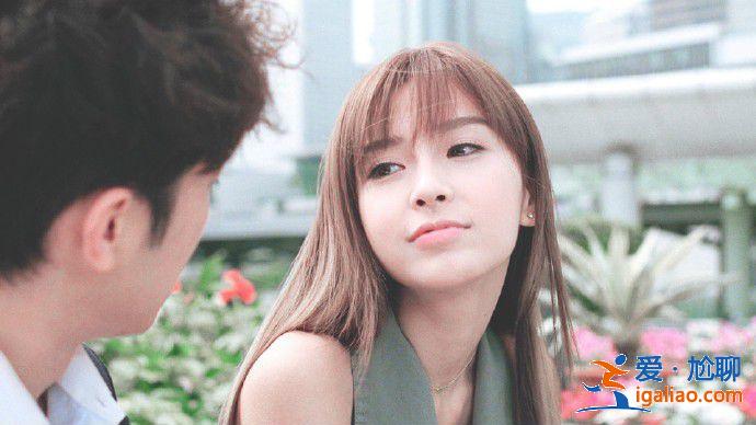 Angelababy凌晨發文,慶祝小海綿兩歲生日,母性光輝閃耀 Angelababy凌晨發文,慶祝小海綿兩歲生日,母性光輝閃耀