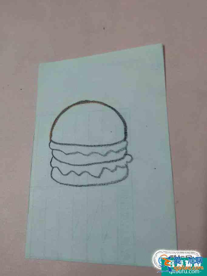 漢堡簡筆畫怎么畫  漢堡的畫法？