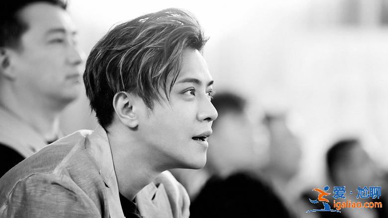 羅志祥把《這街》畫風帶成《極挑》,自夸15歲封王卻1秒暴露年 羅志祥把《這街》畫風帶成《極挑》,自夸15歲封王卻1秒暴露年