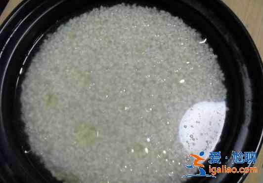 排骨塔吉鍋煲仔飯的做法? 排骨塔吉鍋煲仔飯的做法?