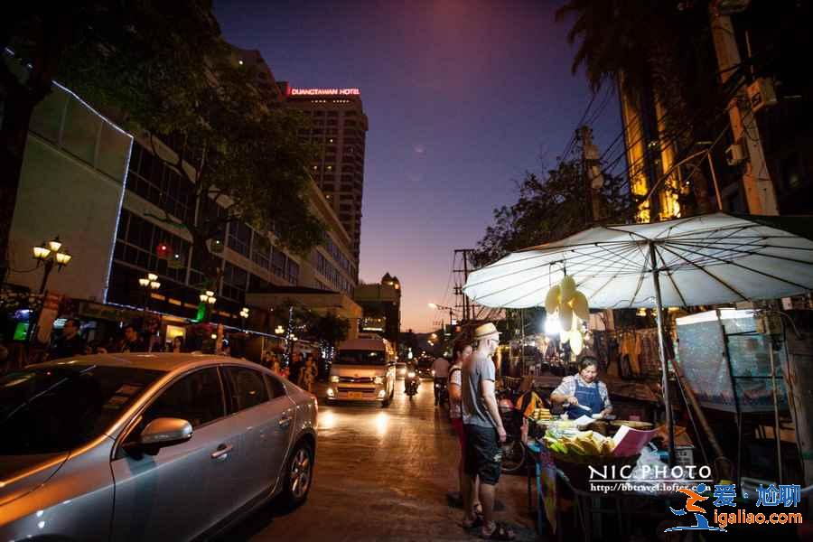 泰國清邁夜市哪個好，清邁哪個夜市比較好，清邁夜市游玩攻略？