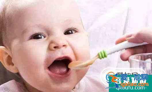 什么時候可以給嬰兒添加輔食？