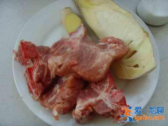 春筍排骨湯的做法? 春筍排骨湯的做法?