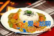 咖喱雞飯的做法? 咖喱雞飯的做法?