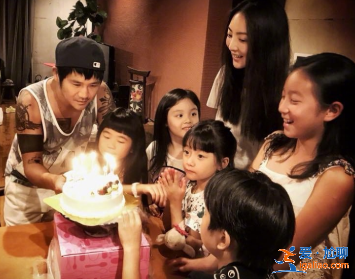 曹格辟謠老婆懷三胎，網(wǎng)友直指吳速玲炒作，故意曬照誤導(dǎo)人