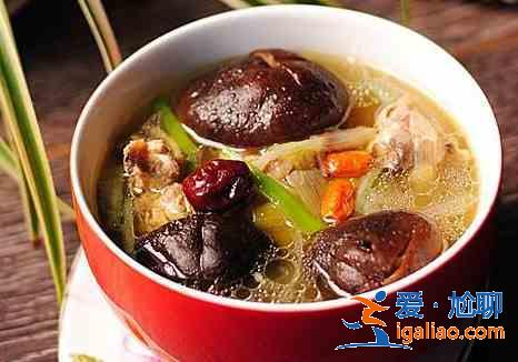 香菇燉雞的家常做法 香菇燉雞的做法大全? 香菇燉雞的家常做法 香菇燉雞的做法大全?