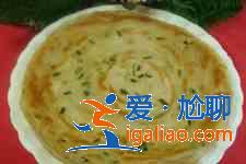 蔥油餅的做法？