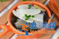 白蘿卜海帶排骨湯做法？