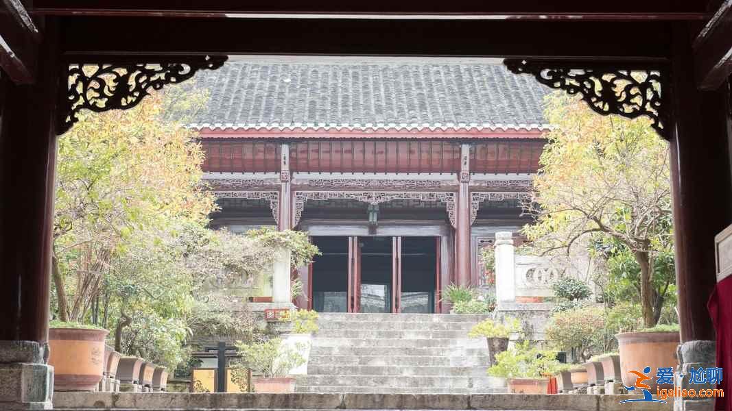 帶家人去青巖古鎮玩什么，帶家人去青巖古鎮怎么玩，去青巖古鎮游玩攻略？