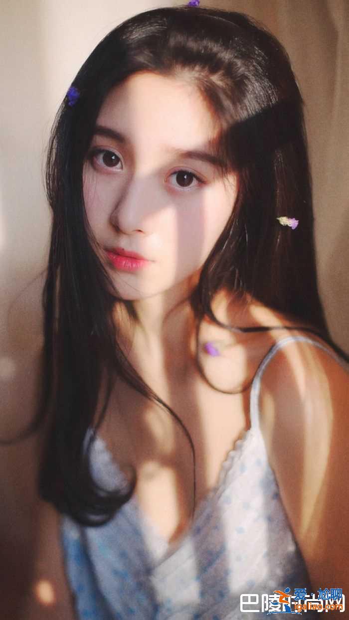 《溫暖的弦》少年溫暖是誰演的？王子璇個人資料背景照片？