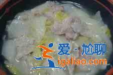 白菜燉肉的做法大全？