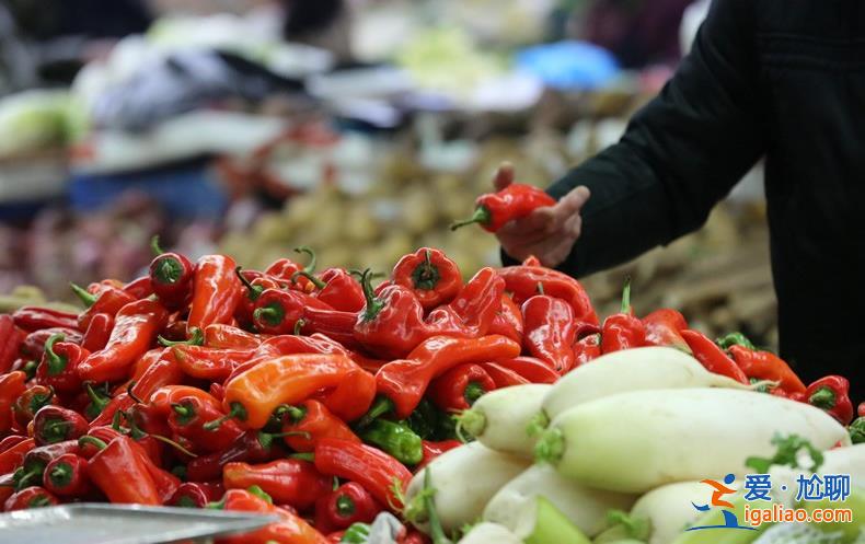 警方通報呼和浩特賣高價菜月入40萬，嫌疑人已被抓[嫌疑人]？