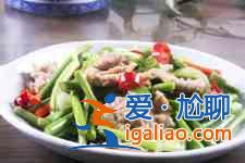 蒜苔炒肉的做法？