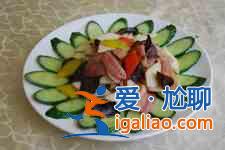 青瓜炒肉的做法？