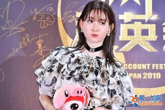 微博群英會在日本盛大舉行 中日明星紅毯爭奇斗艷