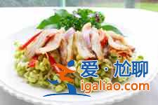 綠豆芽炒肉的做法？