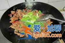 爆炒雞肝？