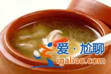 山藥燉雞湯？