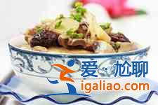 臺灣麻油雞？