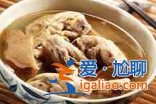 麻油雞的做法？