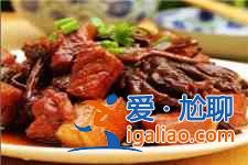 茶樹菇燒肉？