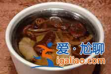 茶樹菇煲雞湯？
