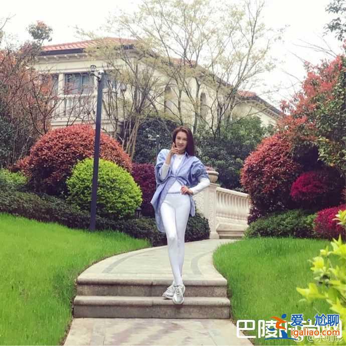 那個《情深深雨濛濛》里的夢萍 39歲的她現(xiàn)在長這樣？