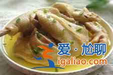 清蒸雞的做法? 清蒸雞的做法?