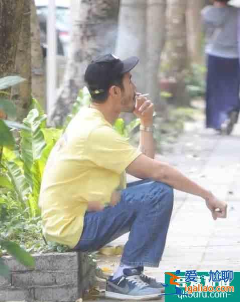 阮經天近照胡子濃密疑變油膩 與此前干凈形象相差甚遠？