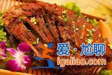 烤全羊的腌制方法？