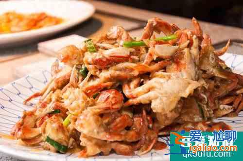 居家美食姜蔥炒花蟹的做法? 居家美食姜蔥炒花蟹的做法?